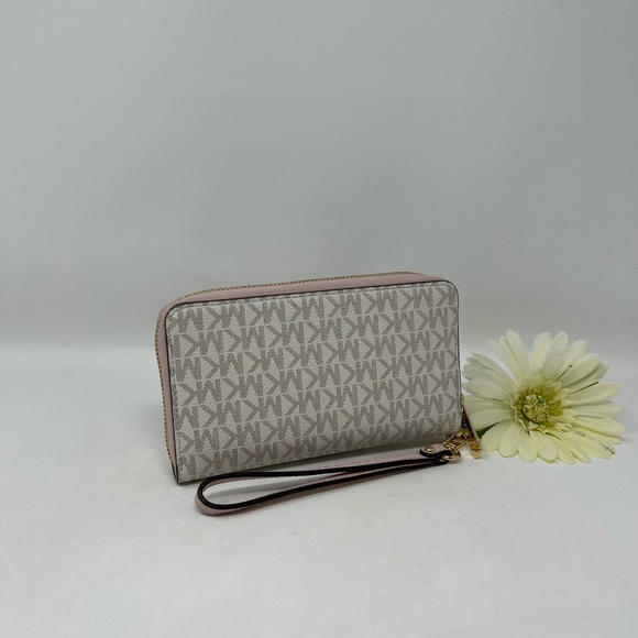 Michael Kors JST Large MF Flat Phone Wallet - Picture 3 of 7